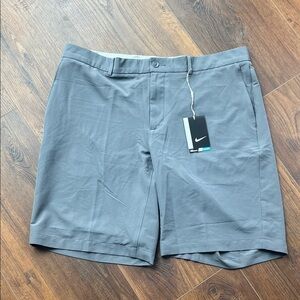 NWT Men’s Nike Golf Standard Fit/Dri-Fit Shorts - size 36